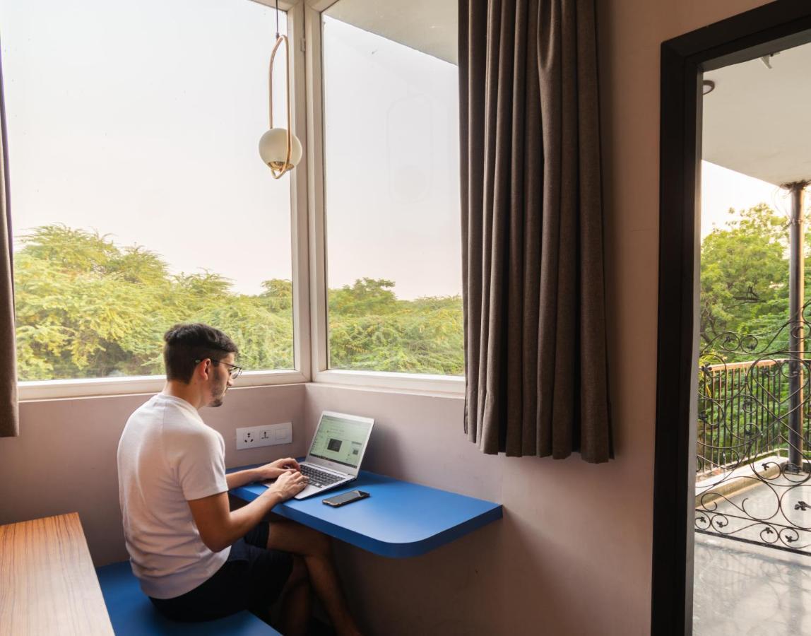 Minimalist Poshtel & Suites Ню Делхи Екстериор снимка